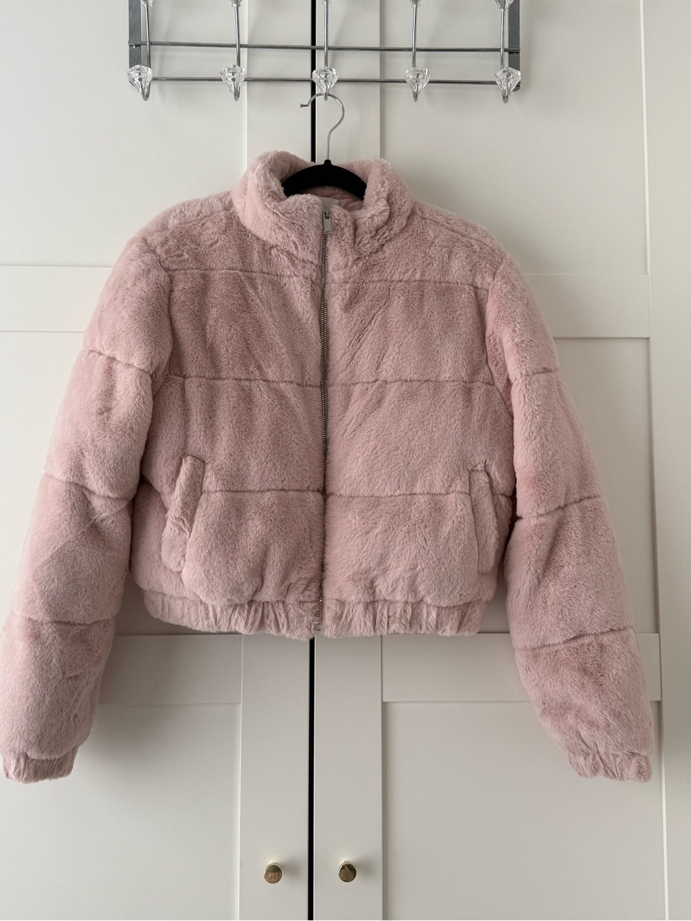 Cropped Plush Faux-Fur Jacket - Pink